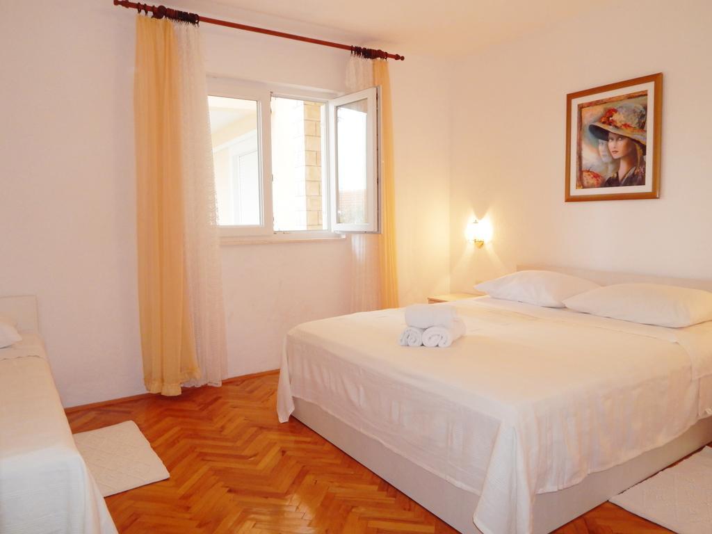 Apartments Nedjeljka Ražanj Szoba fotó